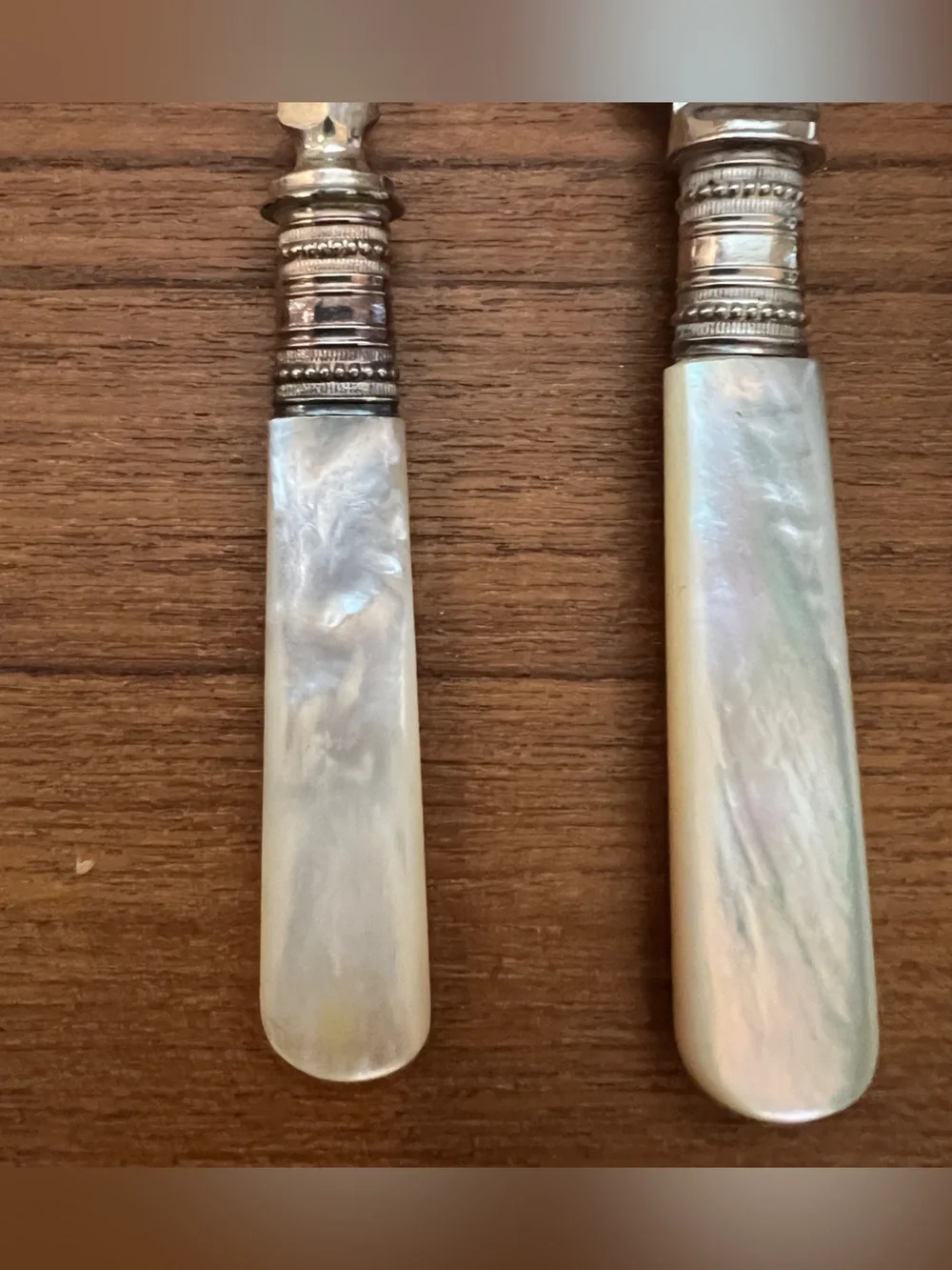 Antique English Table Set Fork Knife Silver Plated Mother Of Pearl ~ Leaves
